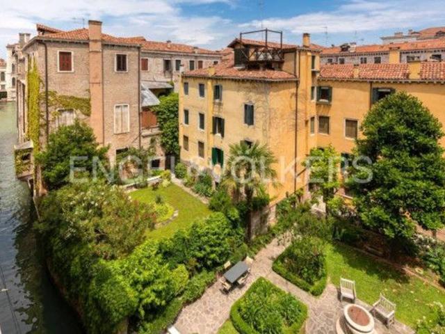 Appartamento in vendita a Venezia