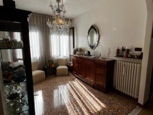 Appartamento in vendita a Venezia