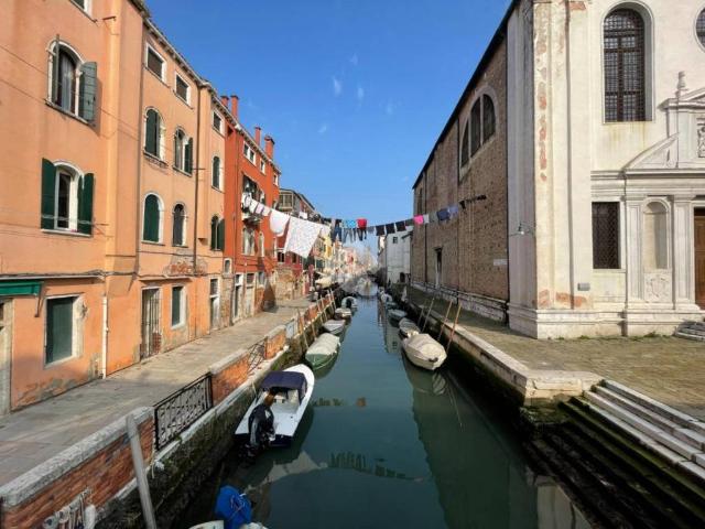 Appartamento in vendita a Venezia, Arsenale Giardini della Biennale