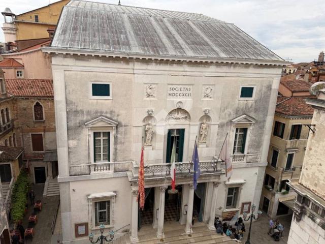 Appartamento in vendita a Venezia VE