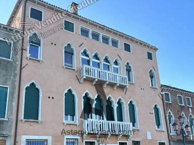 Appartamento in vendita a Venezia VE