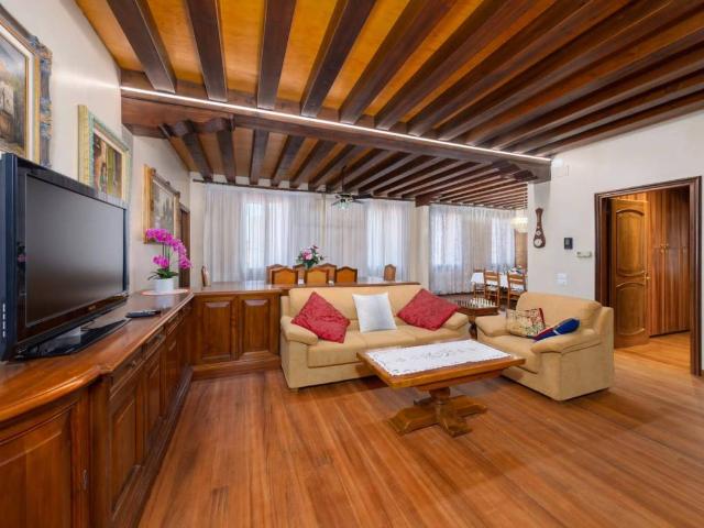 Appartamento in vendita a Venezia VE