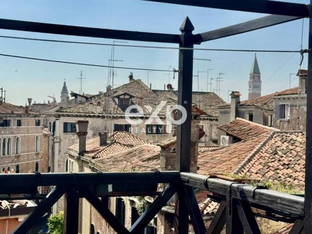 Appartamento in vendita a Venezia VE