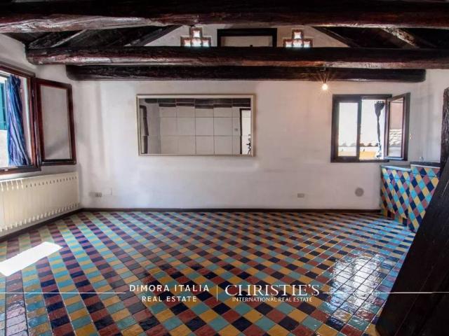 Appartamento in vendita a Venezia VE