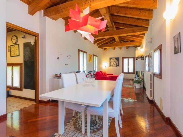 Appartamento in vendita a Venezia VE
