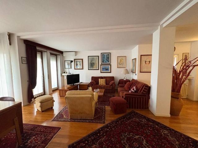 Appartamento in vendita a Venezia VE