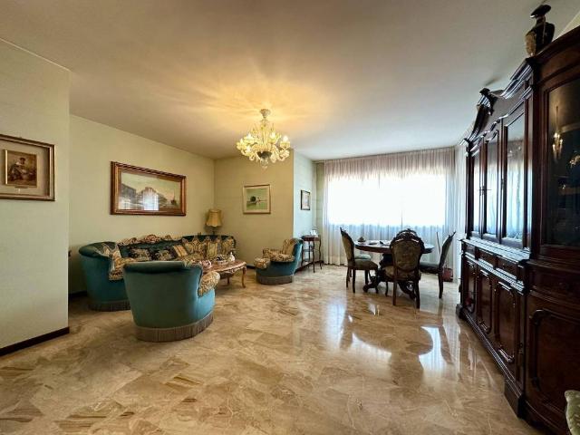 Appartamento in vendita a Venezia VE