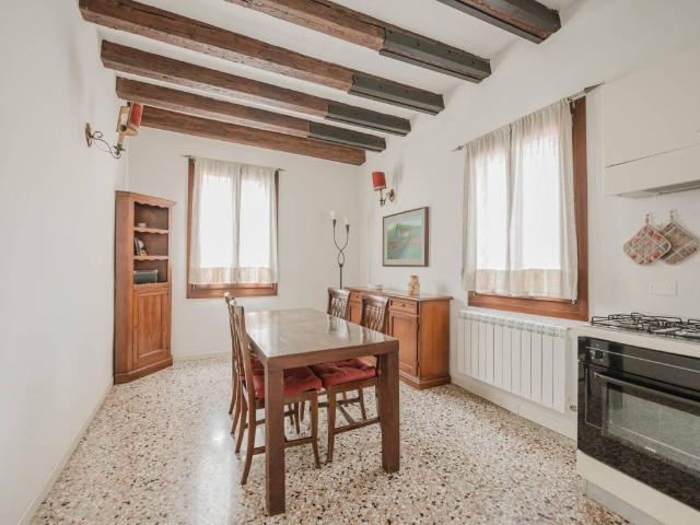 Appartamento in vendita a Venezia VE