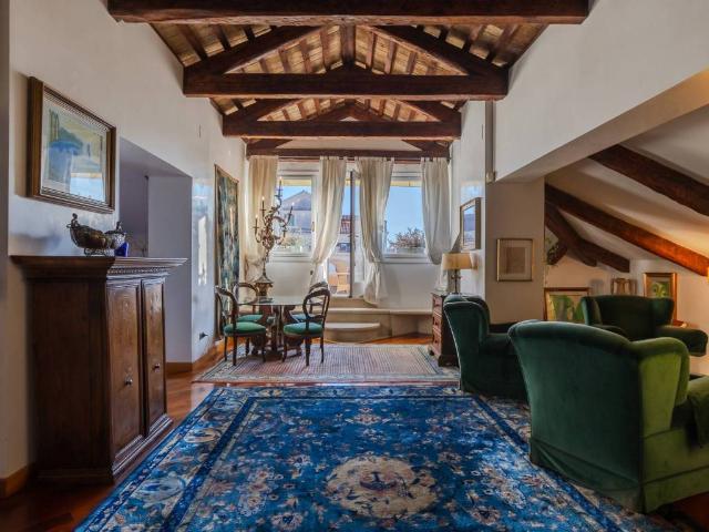 Appartamento in vendita a Venezia VE