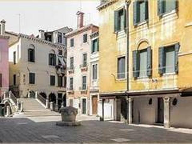 Appartamento in vendita a Venezia VE