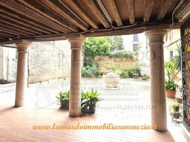 Appartamento in vendita a Venezia VE