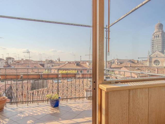 Appartamento in vendita a Venezia VE