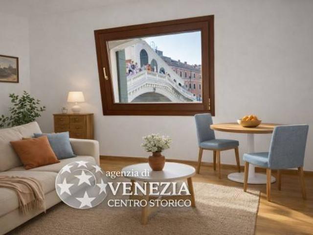 Appartamento in vendita a Venezia VE