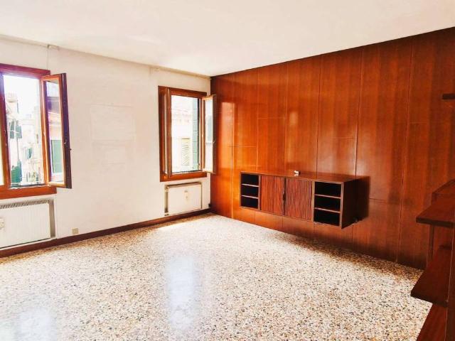 Appartamento in vendita a Venezia VE