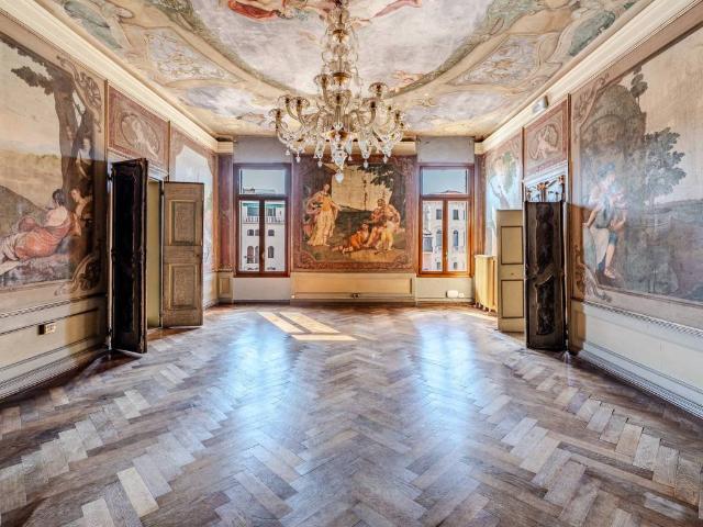 Appartamento in vendita a Venezia VE