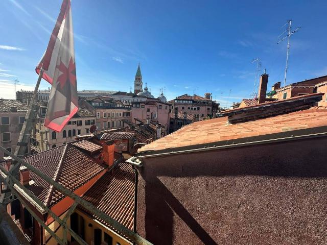 Appartamento in vendita a Venezia VE