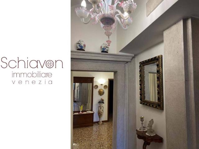 Appartamento in vendita a Venezia VE