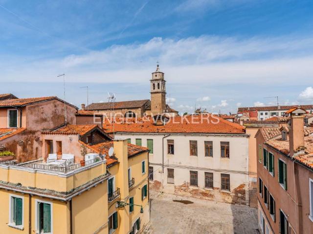Appartamento in vendita a Venezia VE