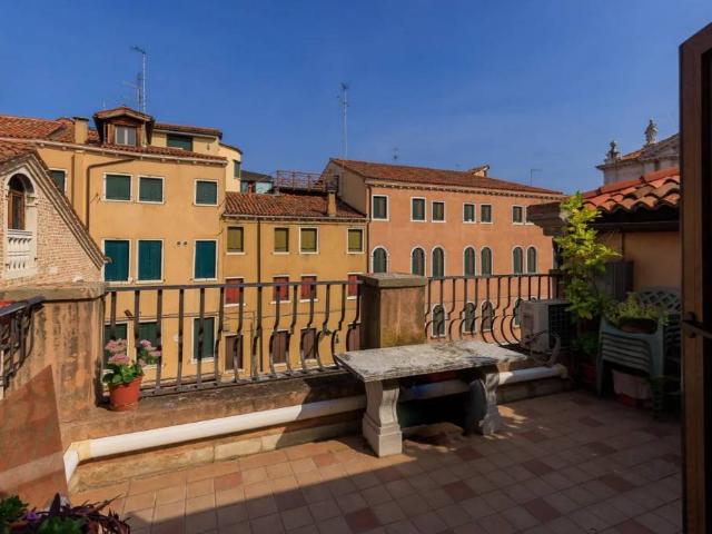 Appartamento in vendita a Venezia VE