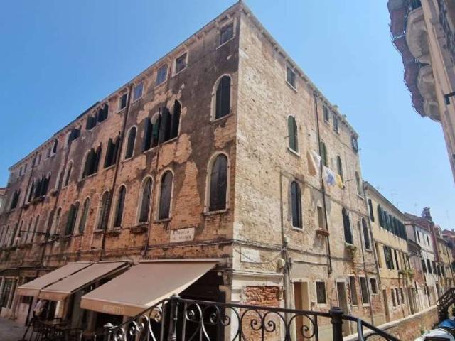 Appartamento in vendita a Venezia VE
