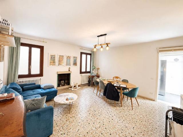Appartamento in vendita a Venezia VE