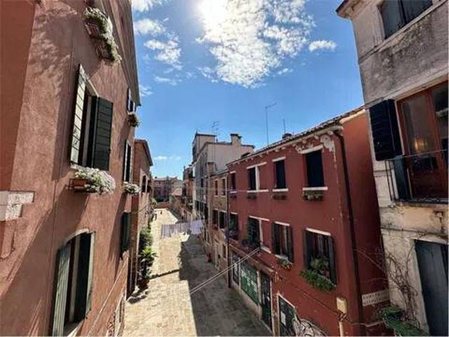 Appartamento in vendita a Venezia VE