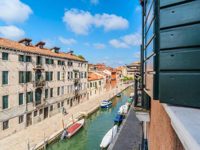 Appartamento in vendita a Venezia VE
