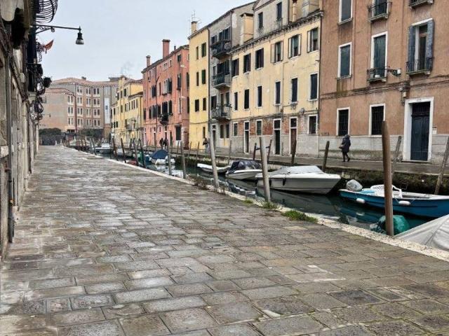 Appartamento in vendita a Venezia VE