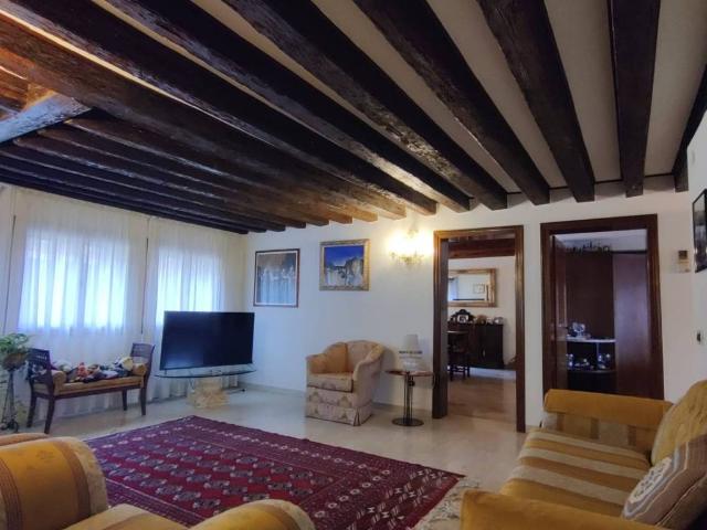 Appartamento in vendita a Venezia VE