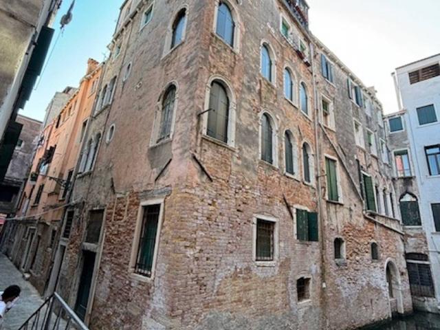 Appartamento in vendita a Venezia VE