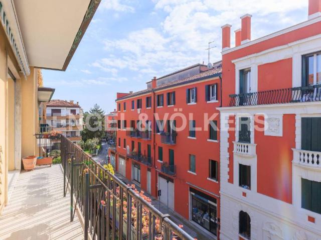 Appartamento in vendita a Venezia VE