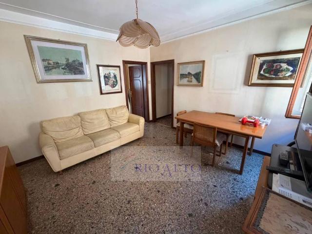Appartamento in vendita a Venezia VE