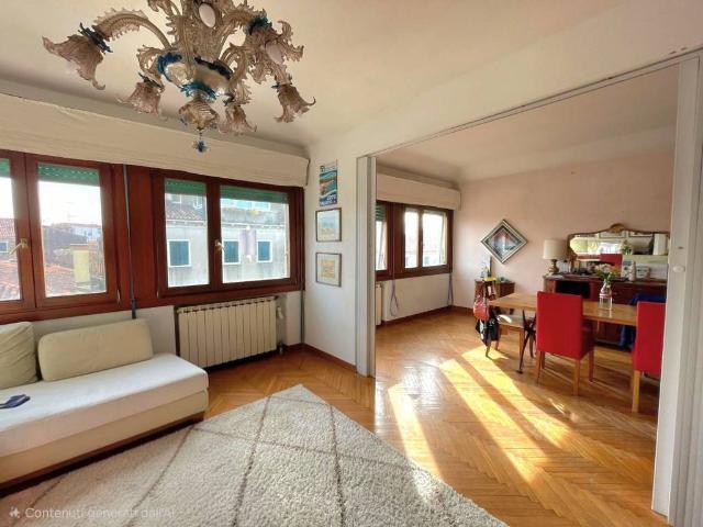 Appartamento in vendita a Venezia VE