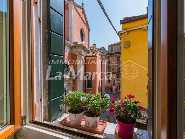 Appartamento in vendita a Venezia VE