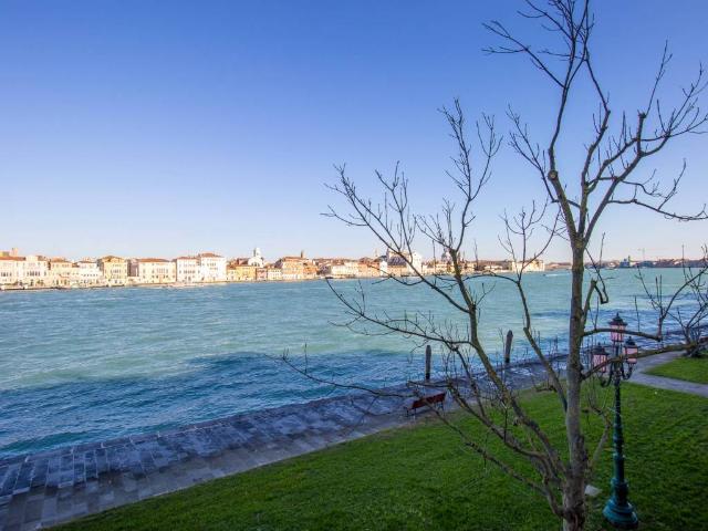 Appartamento in vendita a Venezia VE