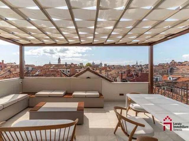 Appartamento in vendita a Venezia VE
