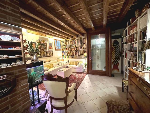 Appartamento in vendita a Venezia VE