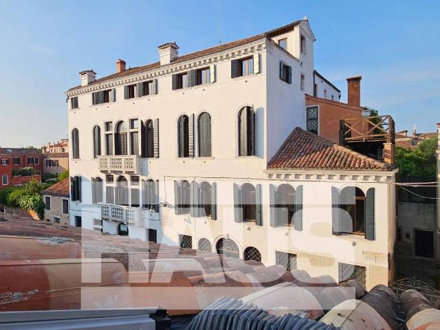 Appartamento in vendita a Venezia VE