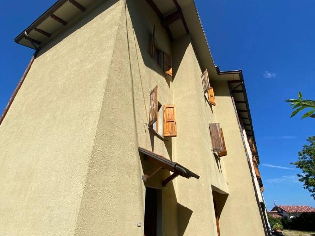 Appartamento in vendita a Ventasso RE