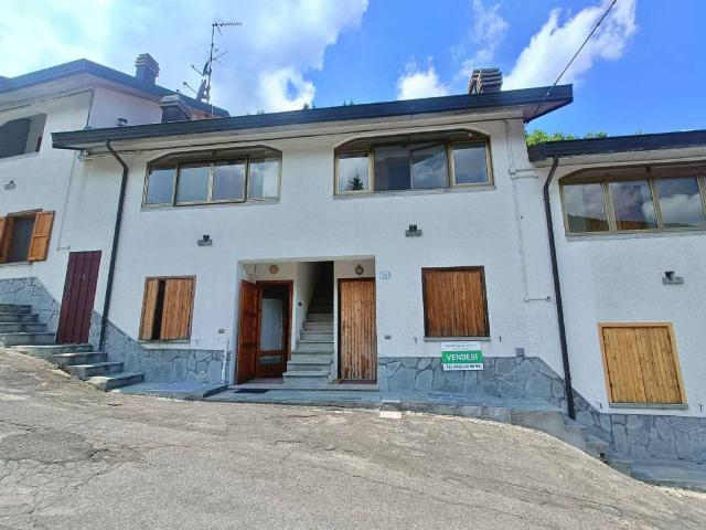 Appartamento in vendita a Ventasso RE