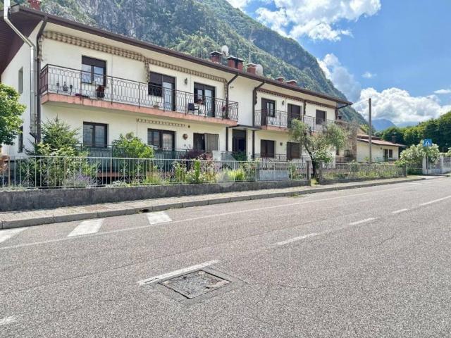 Appartamento in vendita a Venzone via Nazionale, 12