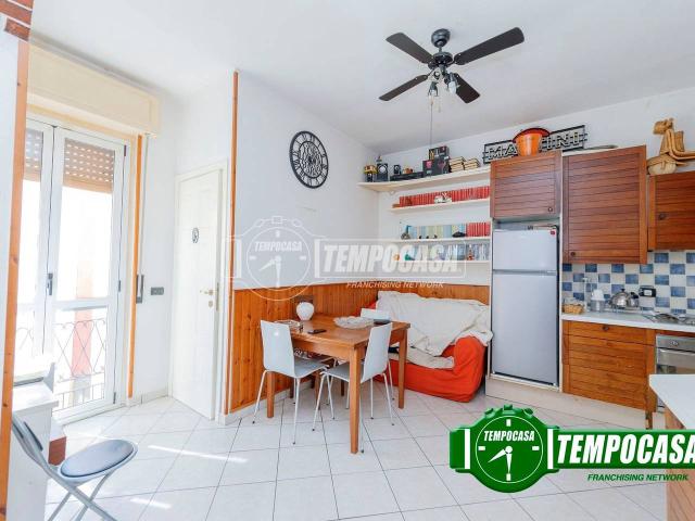 Appartamento in vendita a Vernate
