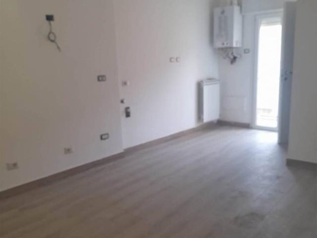 Appartamento in vendita a Vernate MI