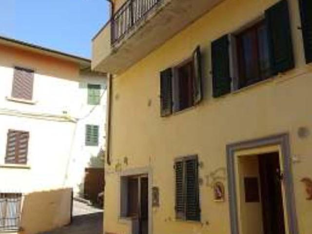 Appartamento in vendita a Vernio PO