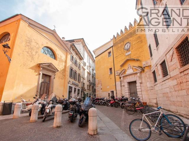 Appartamento in vendita a Verona