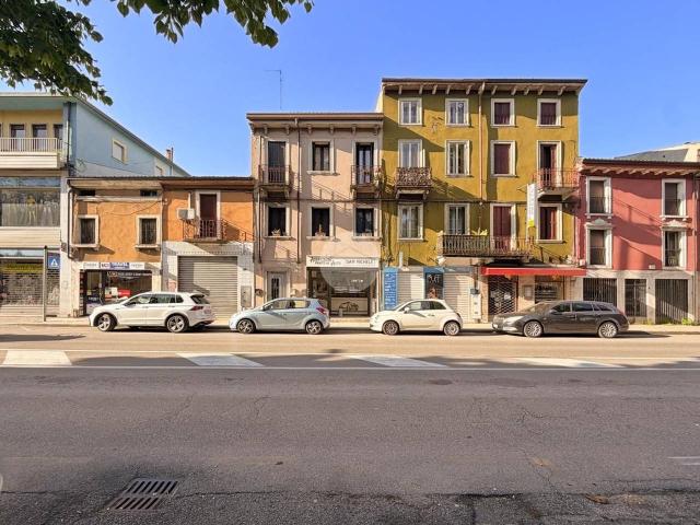 Appartamento in vendita a Verona