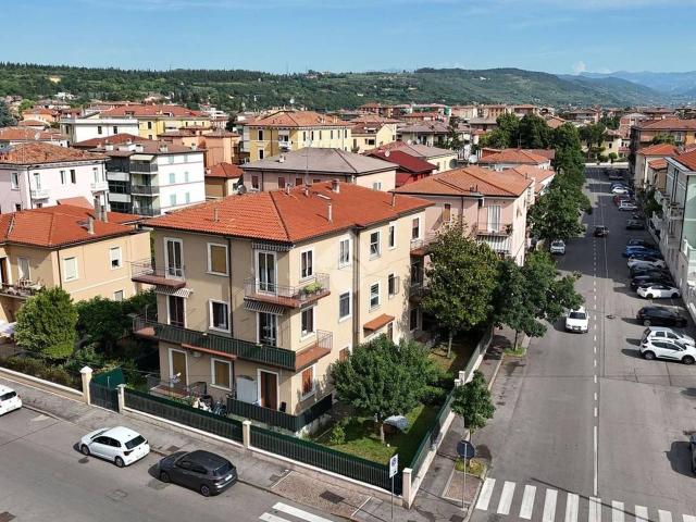 Appartamento in vendita a Verona