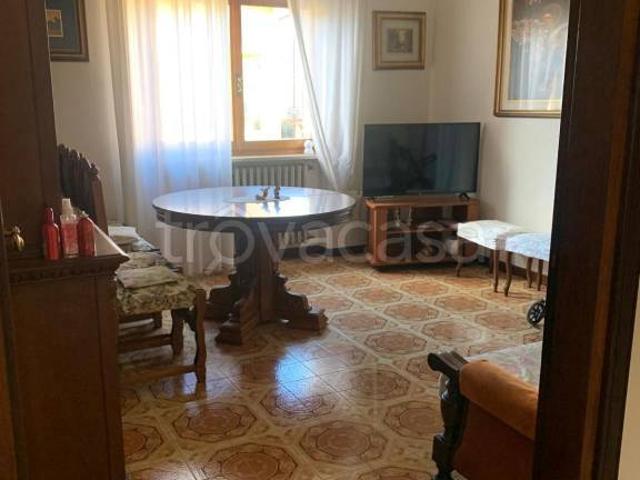 Appartamento in vendita a Verona via Sante Creara, Borgo Venezia