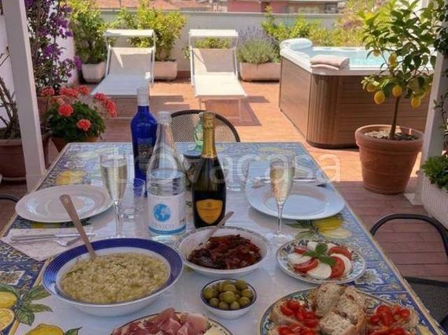Appartamento in vendita a Verona via Plinio, 7, Borgo Venezia