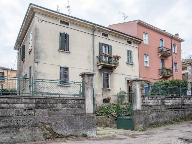 Appartamento in vendita a Verona VR